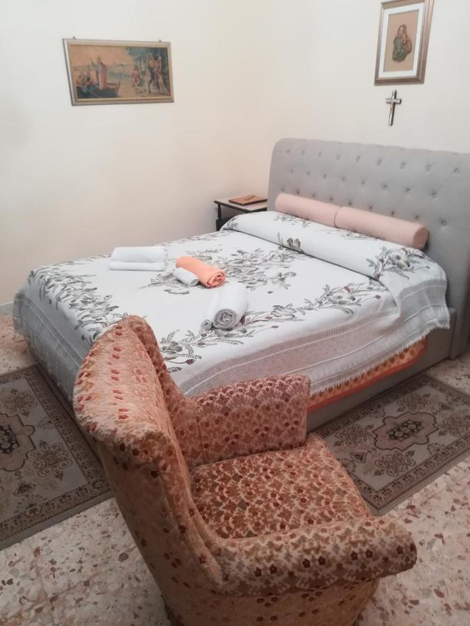 Rent Room Joe Via Dante 77 Solarino Kültér fotó